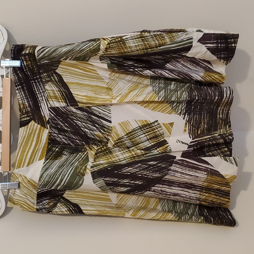 New York & Co abstract print skirt